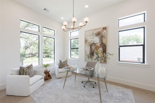 3607 Dumbarton Street, Houston, TX 77025