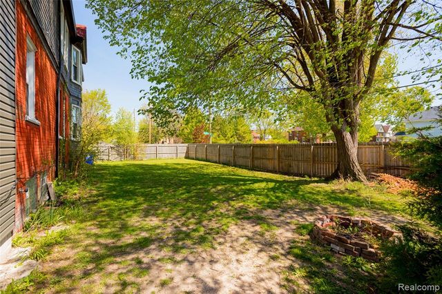 1409 Baldwin Street, Detroit, MI 48214
