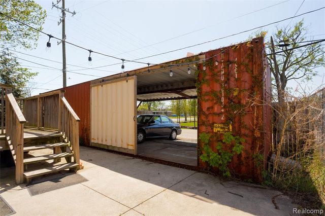 1409 Baldwin Street, Detroit, MI 48214
