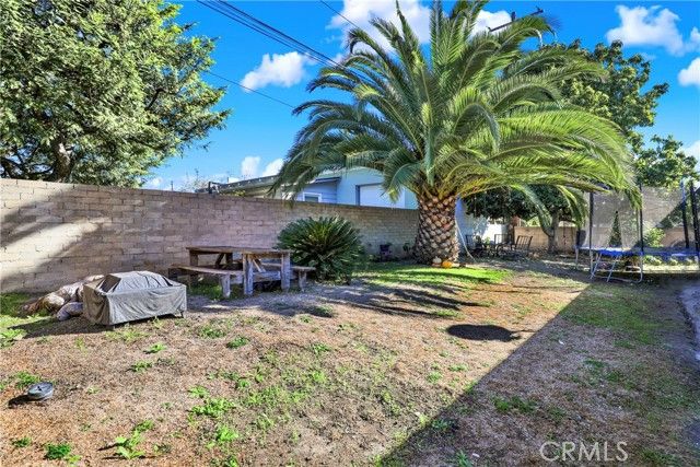 291 W Artesia Street, Pomona, CA 91768