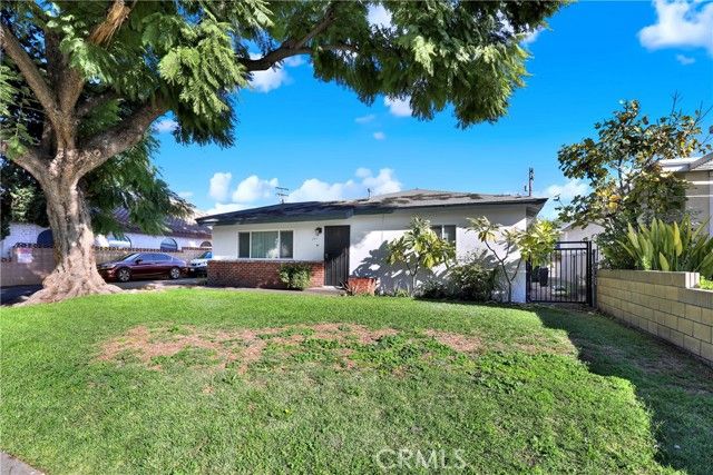 291 W Artesia Street, Pomona, CA 91768