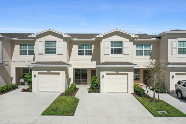 2231 NW Treviso Circle, Port St. Lucie, Port St Lucie, FL 34986