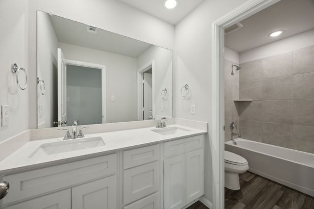 523 Lana Drive, Seagoville, TX 75159