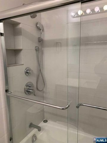 200 Winston Drive C2611, Cliffside Park, NJ 07010