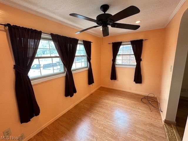 16613 Laverne Avenue, Cleveland, OH 44135