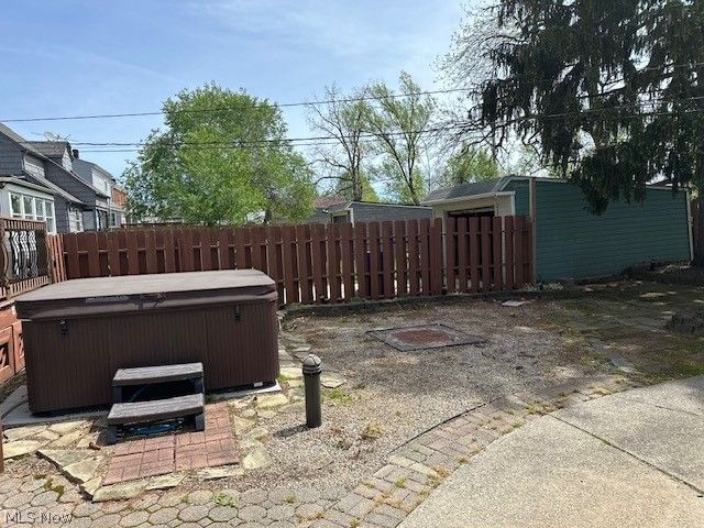 16613 Laverne Avenue, Cleveland, OH 44135