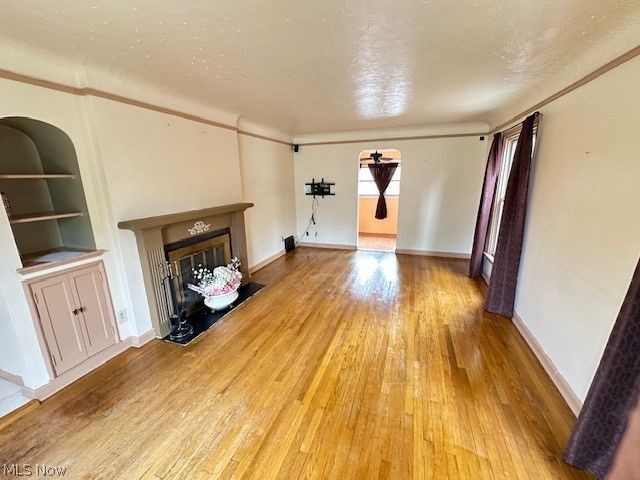 16613 Laverne Avenue, Cleveland, OH 44135