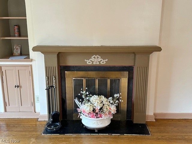 16613 Laverne Avenue, Cleveland, OH 44135