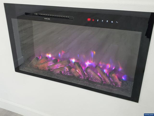 1088 38th Av, Sweet Home, OR 97386