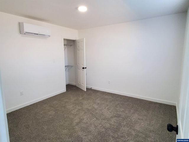 1088 38th Av, Sweet Home, OR 97386