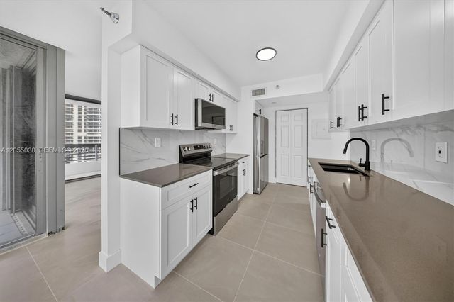 3530 Mystic Pointe Dr 1606, Aventura, FL 33180