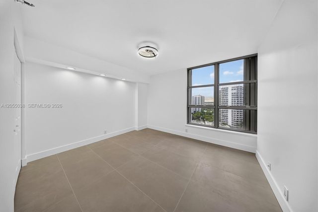 3530 Mystic Pointe Dr 1606, Aventura, FL 33180