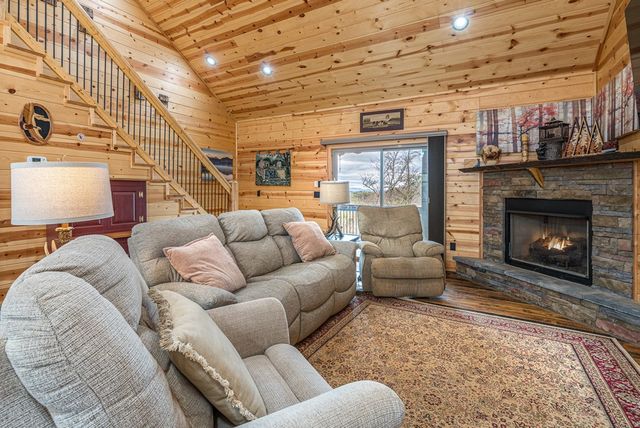 110 Sawtooth Ridge Rd, Murphy, NC 28906