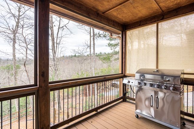 110 Sawtooth Ridge Rd, Murphy, NC 28906