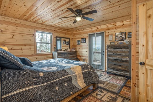 110 Sawtooth Ridge Rd, Murphy, NC 28906