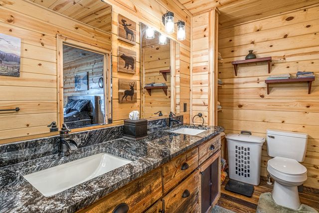 110 Sawtooth Ridge Rd, Murphy, NC 28906