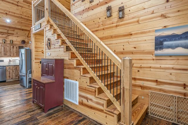 110 Sawtooth Ridge Rd, Murphy, NC 28906