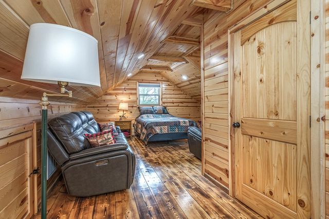 110 Sawtooth Ridge Rd, Murphy, NC 28906