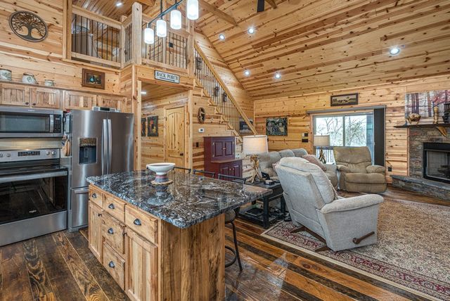 110 Sawtooth Ridge Rd, Murphy, NC 28906