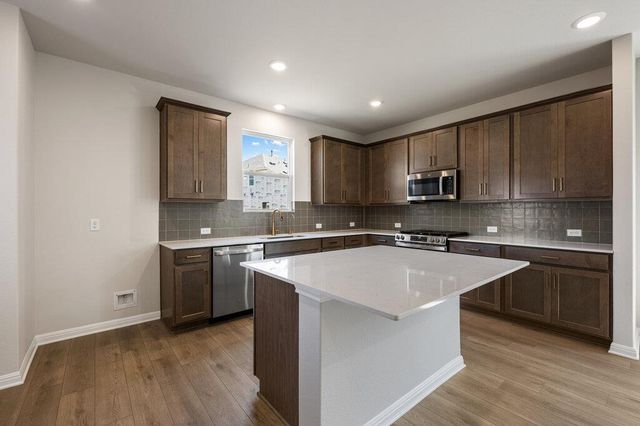 133 Knockout Rose DR, San Marcos, TX 78666