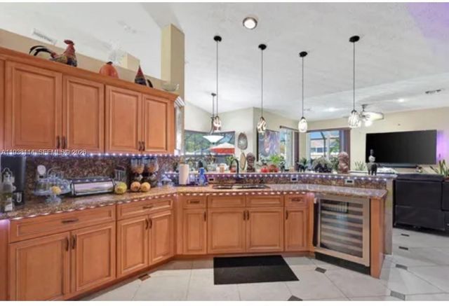 3228 SE Pinto St, Port St. Lucie, FL 34984