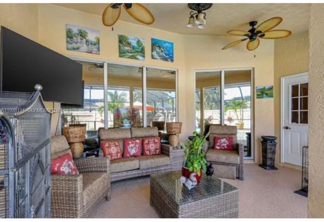 3228 SE Pinto St, Port St. Lucie, FL 34984