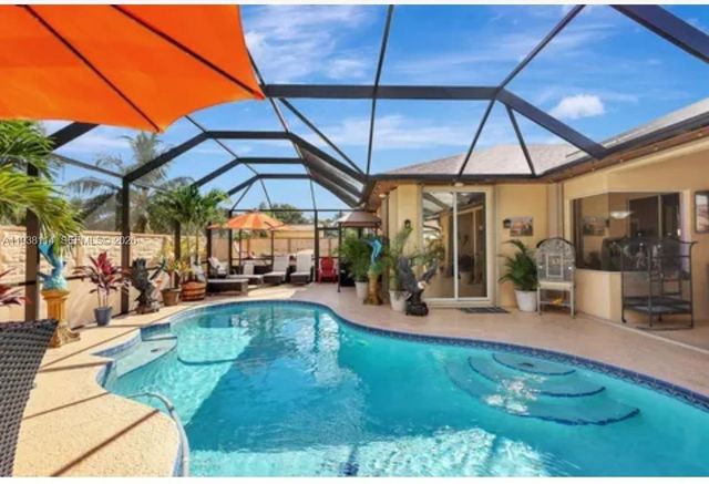 3228 SE Pinto St, Port St. Lucie, FL 34984