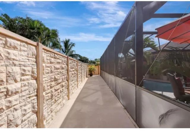 3228 SE Pinto St, Port St. Lucie, FL 34984