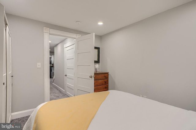 3311 FLEET ST, Baltimore, MD 21224