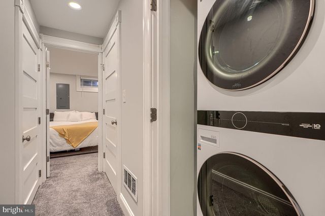 3311 FLEET ST, Baltimore, MD 21224