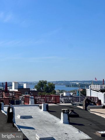 3311 FLEET ST, Baltimore, MD 21224