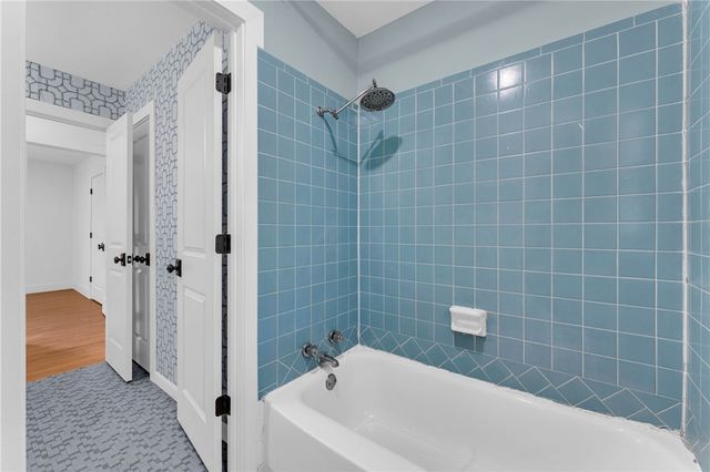 1819 E Viewpoint Drive, Fayetteville, AR 72701