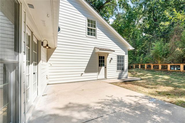 1819 E Viewpoint Drive, Fayetteville, AR 72701