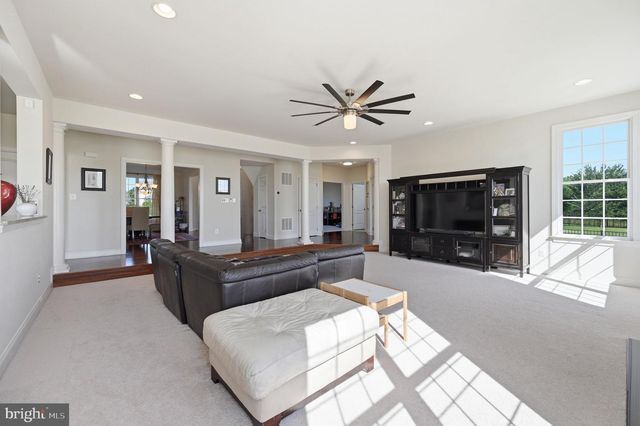 23222 HEMMINGFORD CIR, Sterling, VA 20166