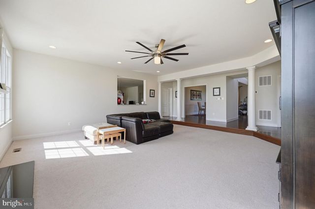 23222 HEMMINGFORD CIR, Sterling, VA 20166
