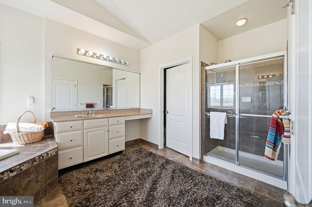 23222 HEMMINGFORD CIR, Sterling, VA 20166