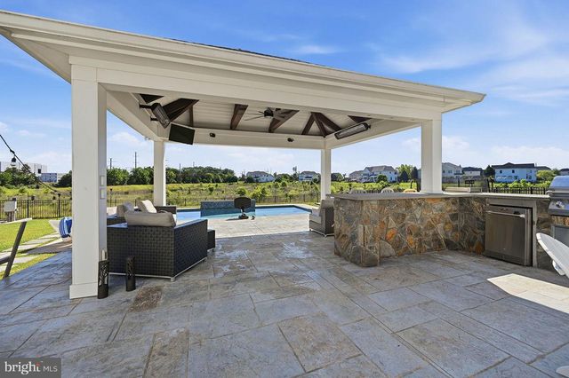 23222 HEMMINGFORD CIR, Sterling, VA 20166