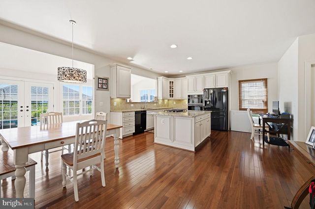 23222 HEMMINGFORD CIR, Sterling, VA 20166