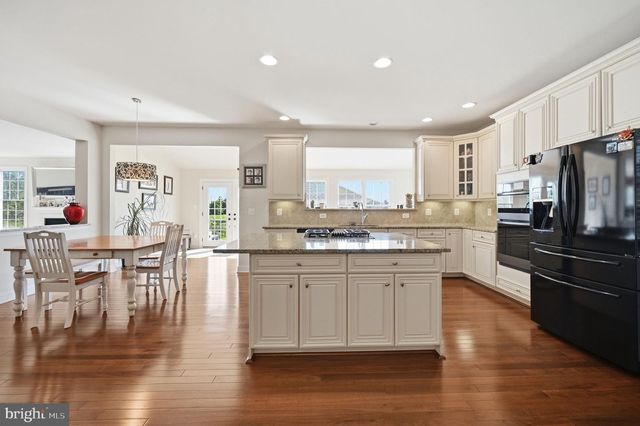 23222 HEMMINGFORD CIR, Sterling, VA 20166