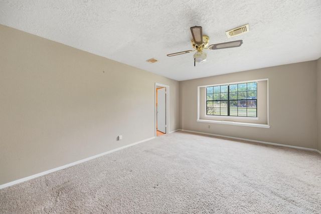 813 Gibbs Street, Navasota, TX 77868