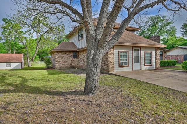 813 Gibbs Street, Navasota, TX 77868