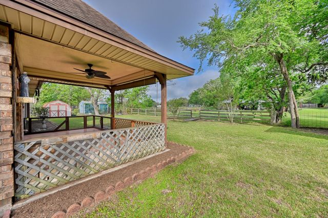 813 Gibbs Street, Navasota, TX 77868