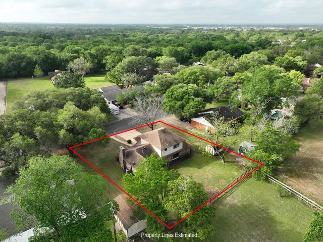 813 Gibbs Street, Navasota, TX 77868