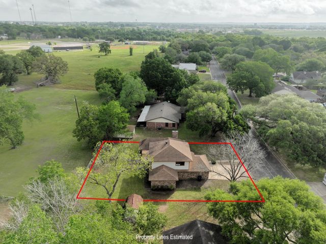 813 Gibbs Street, Navasota, TX 77868