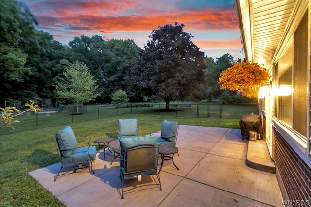 150 Girdle Road, Aurora, NY 14052