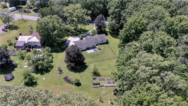 150 Girdle Road, Aurora, NY 14052