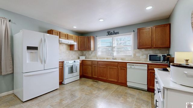 606 Brewers Highway, Hardin, KY 42048