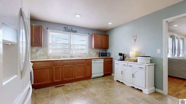 606 Brewers Highway, Hardin, KY 42048