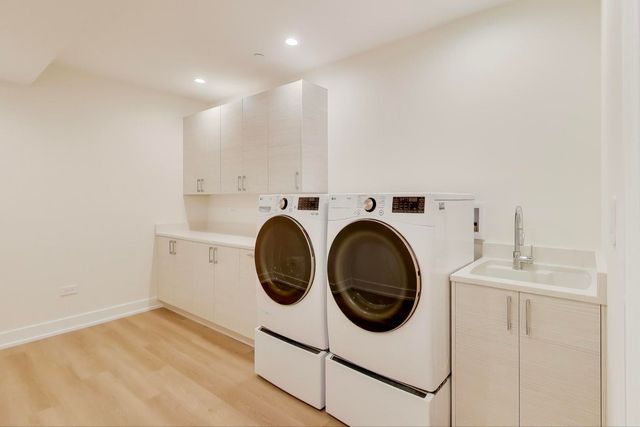 1839 Shelley Court, Highland Park, IL 60035