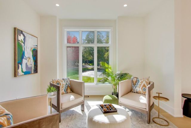 1839 Shelley Court, Highland Park, IL 60035